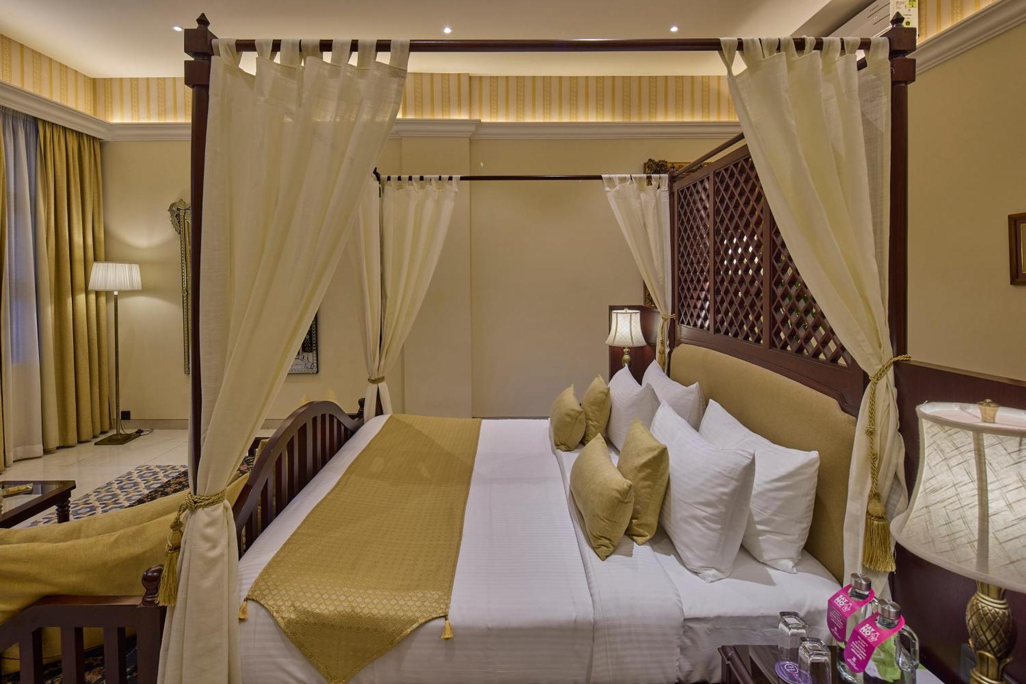 Royal Orchid Metropole Mysore Exterior foto